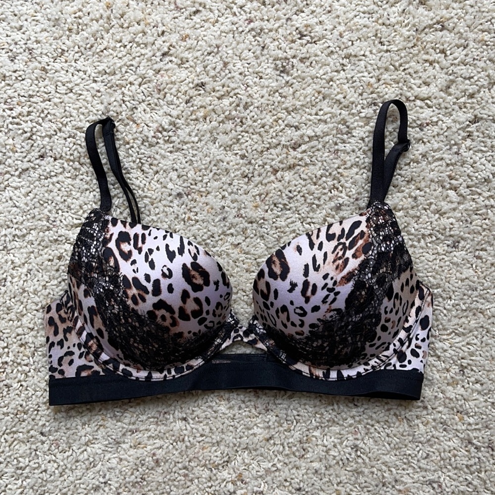 Victoria’s Secret Leopard Print Lace Trim Push-up Bra - Size 32C